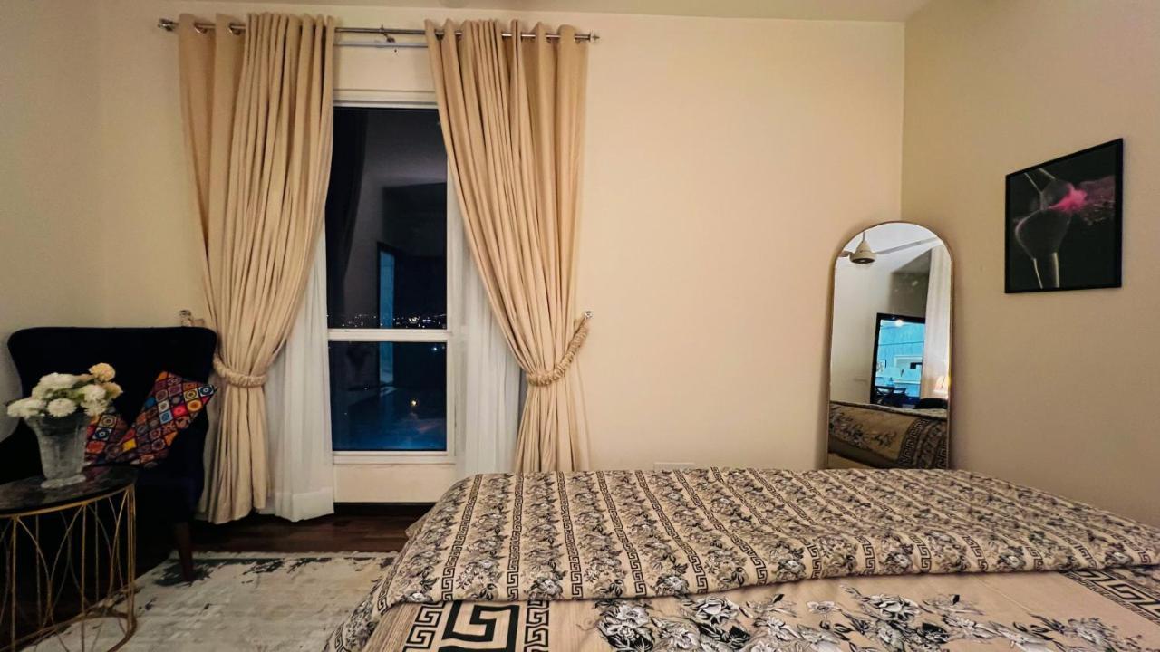 شقة اسلام اباد  في Sky Heights Luxury Apart Facing Centaurus المظهر الخارجي الصورة
