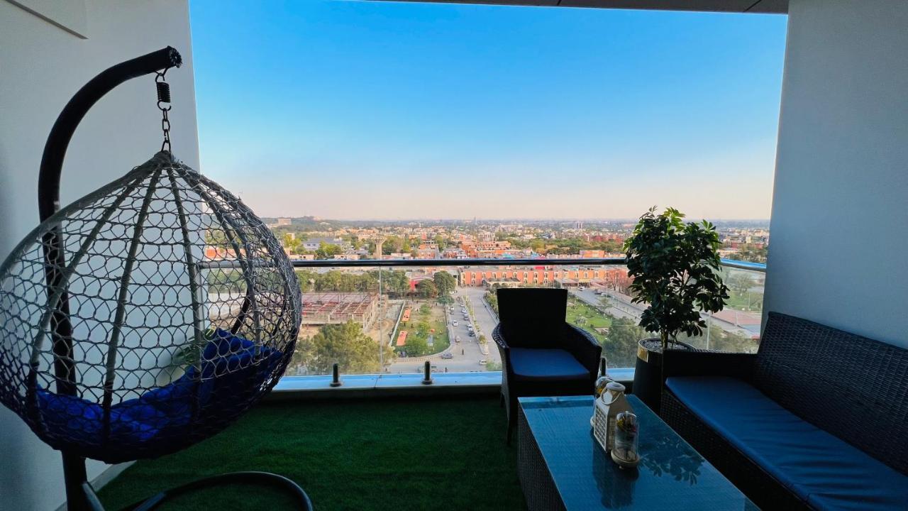 شقة اسلام اباد  في Sky Heights Luxury Apart Facing Centaurus المظهر الخارجي الصورة