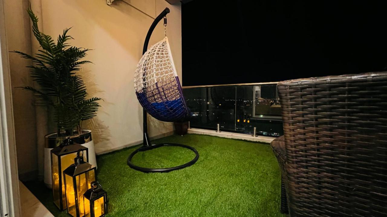 شقة اسلام اباد  في Sky Heights Luxury Apart Facing Centaurus المظهر الخارجي الصورة