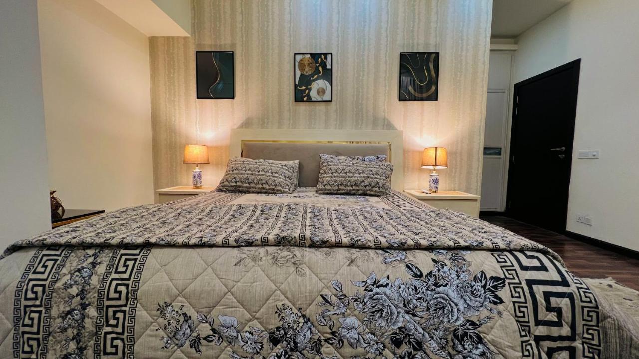 شقة اسلام اباد  في Sky Heights Luxury Apart Facing Centaurus المظهر الخارجي الصورة